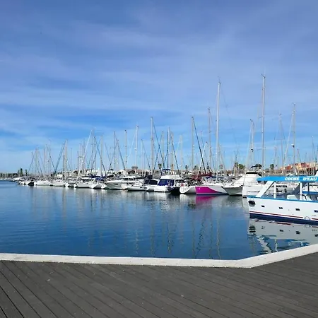 Apartment Renove - A 2min A Pied, Piscine, Wifi Agde