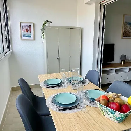 Renove - A 2min A Pied, Piscine, Wifi *